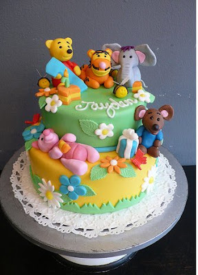 Winnie  Pooh Birthday Cake on Gallery Birthday Cakes  Winnie The Pooh Birthday Cakes