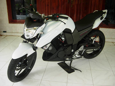 Gambar Modifikasi Motor: Yamaha Bison Putih Gambar Modifikasi Motor: Yamaha Bison Putih 
