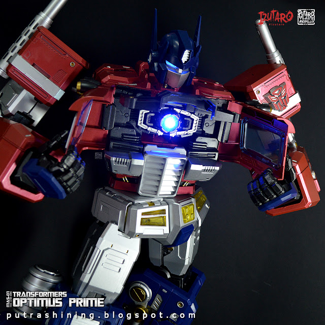Transformers Optimus Prime | MAS-01 Mega Action Series 18" REVIEW