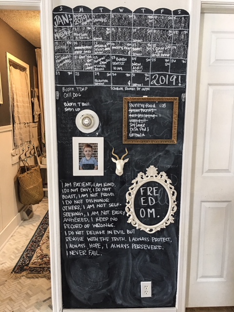 calendar diy with chalkboard
