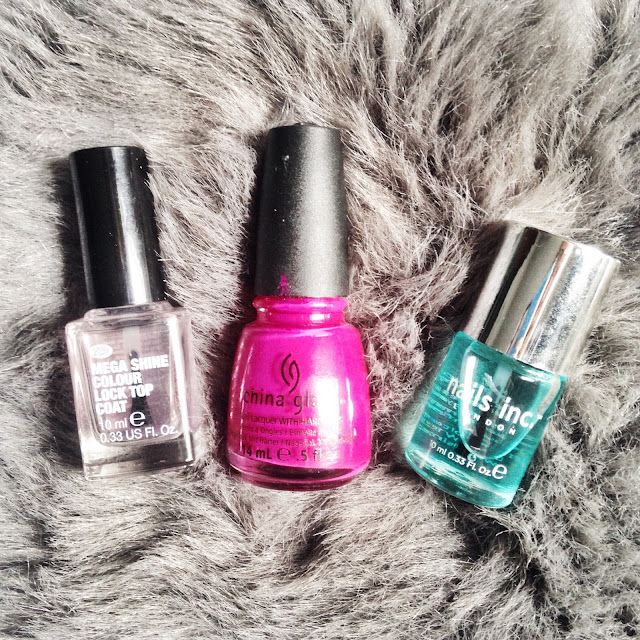 Manicure of the week - base, top and colour.