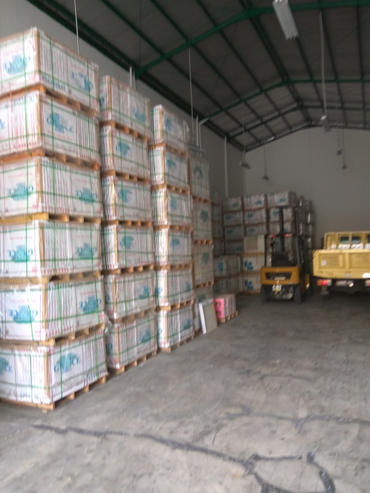 021 29051193 Distributor Keramik  Granit Murah Bojong Sari 