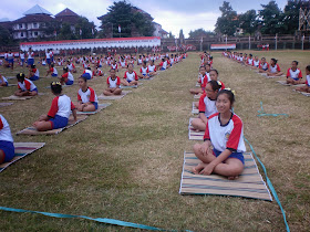 senam yoga SMP DJ