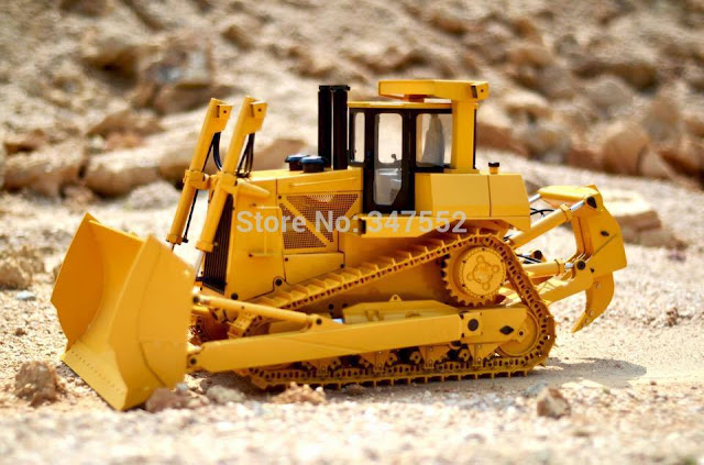  RC Bulldozer Hydraulic EAGLE MACH 1.14 Scale