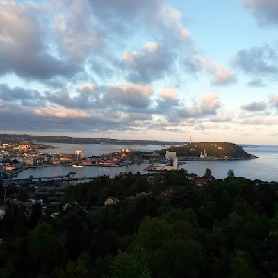 Geocaching utsikt fra Duekniben © Stines hverdag