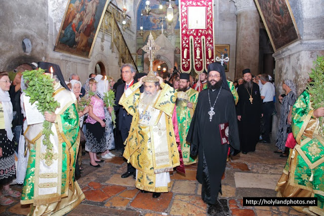 Η εορτή της Υψώσεως του Τιμίου Σταυρού στα Ιεροσόλυμα (φωτογραφίες)