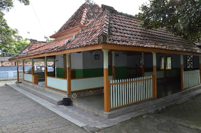 Pasujudan Sunan Bonang