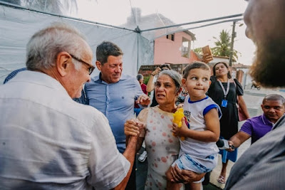 Cícero Lucena e Leo Bezerra entregam pavimentação no Planalto da Boa Esperança