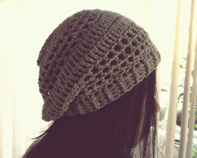 Filet type crochet beret hat