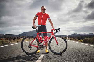 Andreas Dreitz alla presentazione con la Wilier Triestina