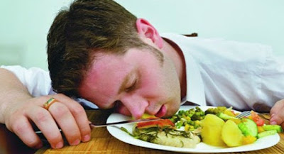 Sembilan belas ancaman sesudah makan eksklusif tidur 19 Dampak Negatif Habis Makan Langsung Tidur