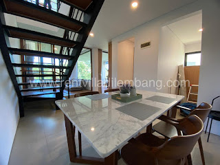 Villa Home Town ( Private Pool & Air Hangat ) Dago Village