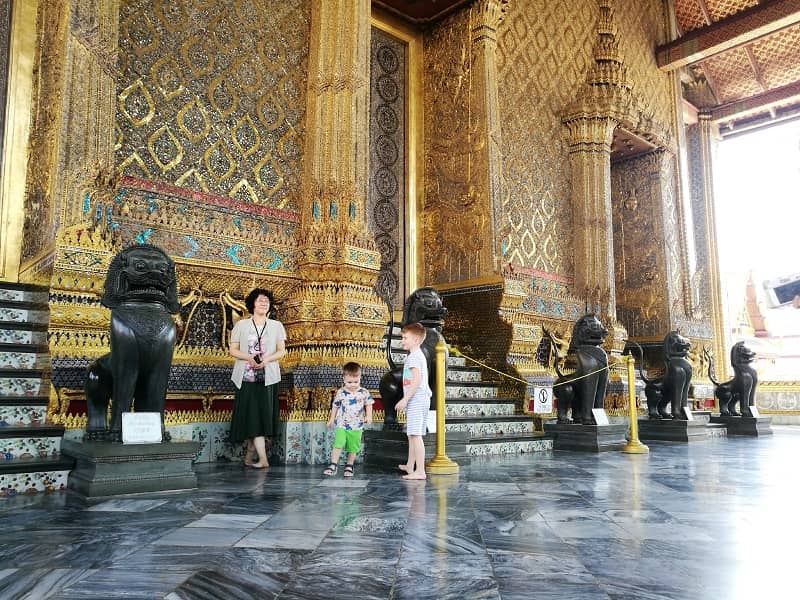 Wat Phra Kaew: Temple of Emerald Buddha in Bangkok