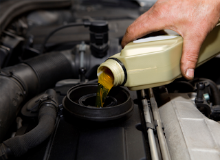 Comparison Between Automotive Oil and Motorcycle Oil