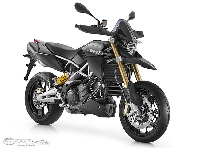 2011 Aprilia Dorsoduro 1200 First Look