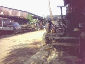 MBELEHAN SILIR PASAR BESI TUA SEMANGGI SOLO