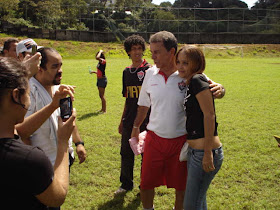 Torcida no treino do Barradão