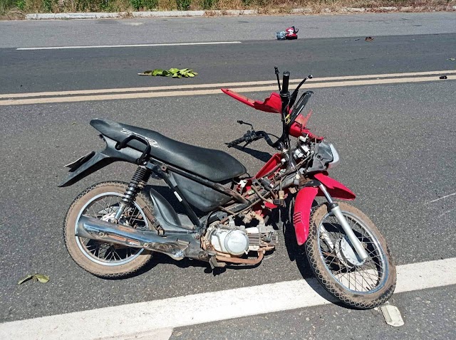 Motociclista morre após colidir contra carro na BR-343 em Buriti dos Lopes, norte do Piauí