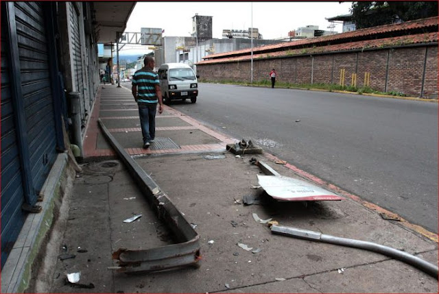 Postes oxidados ponen en peligro a la ciudadanía. Táchira.