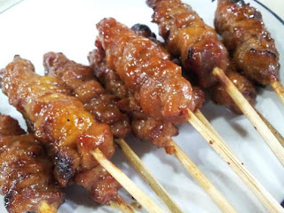 sate, sate babi, babi, pork satay, sate babi manis, sate non halal, sate b2, sate babi jogja, macam macam sate, 