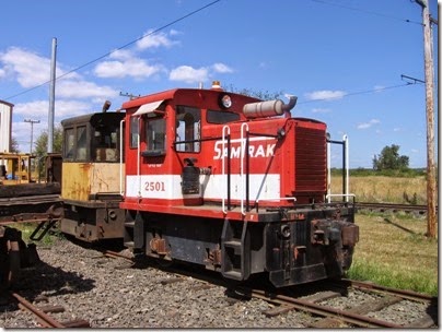 IMG_8141 SamTrak General Electric 25-Ton Diesel Locomotive #2501 at Antique Powerland in Brooks, Oregon on August 4, 2007