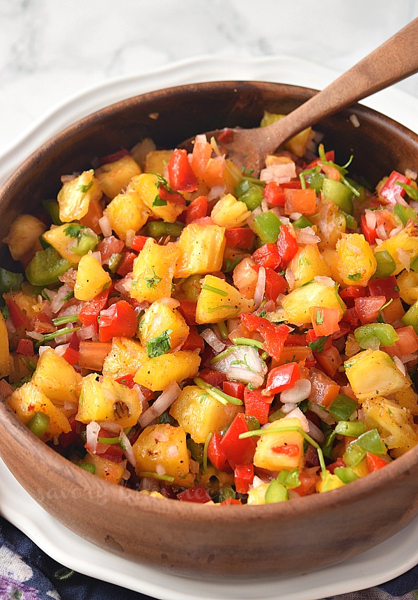 Amazingly easy Pineapple Jalapeno Salsa is the best recipe you can try and so easy to put  Pineapple Jalapeno Salsa (With Video)