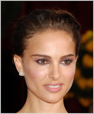 uma thurman's academy awards hairstyle. Natalie Portman @ Academy Awards 2009