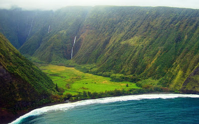 Waimanu Valley on the Island of Hawaii. From Waipio Valley where Chong Amona and Papakeaweiwi birthed a son, Ernest there is where my kupuna live. I call it piko. I call to it. 