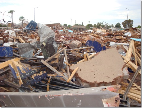 building going down 014