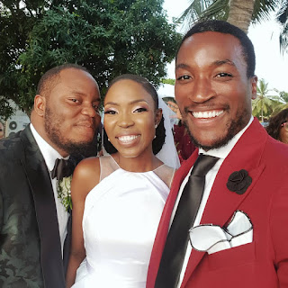 #Àṣéwẹ́rẹ́niṣẹ́Olúwa;Photos and Videos from Lala Akindoju and Chef Fregz's white wedding..