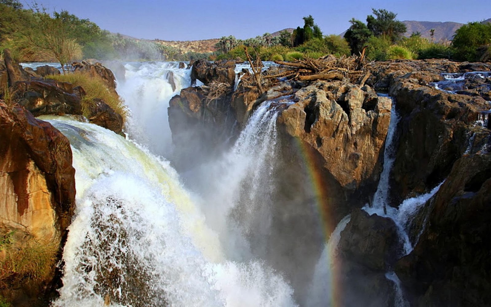 8 Air Terjun Terbesar di Dunia serta Letaknya Ruana Sagita