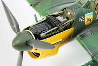 Tamiya 1/48 JUNKERS Ju87 B-2 STUKA w/ BOMB LOADING SET (37008) English Color Guide & Paint Conversion Chart　