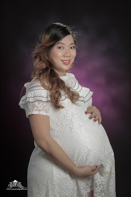 #erreesphotography #erreesstudio #viganstudio #viganphotographer #abrastudio #abraphotographer #manilaphotographer #portrait #studioportrait #maternityportrait #maternity