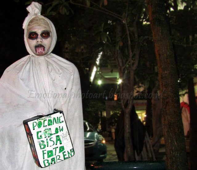 POCONG GALAU