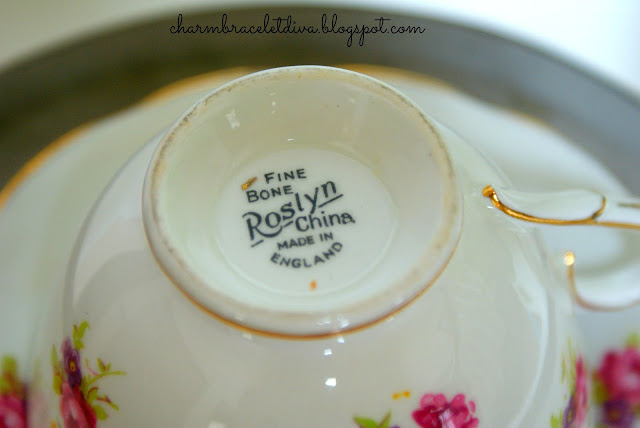 fine bone Roslyn china tea cup maker's mark