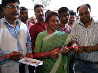 blood-donation-in-ravishankar-birth-day