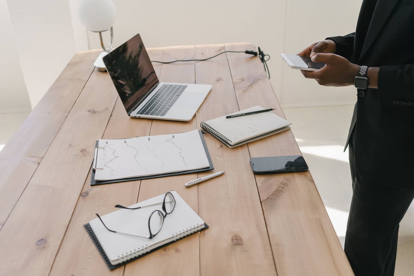 how to create tables in html.