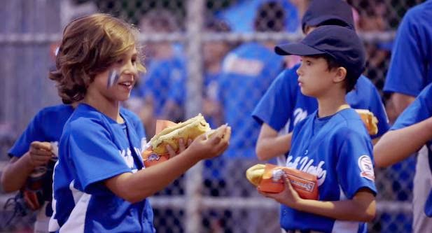 Schneiders and Traffik Serve Up a Taste of the Big Leagues