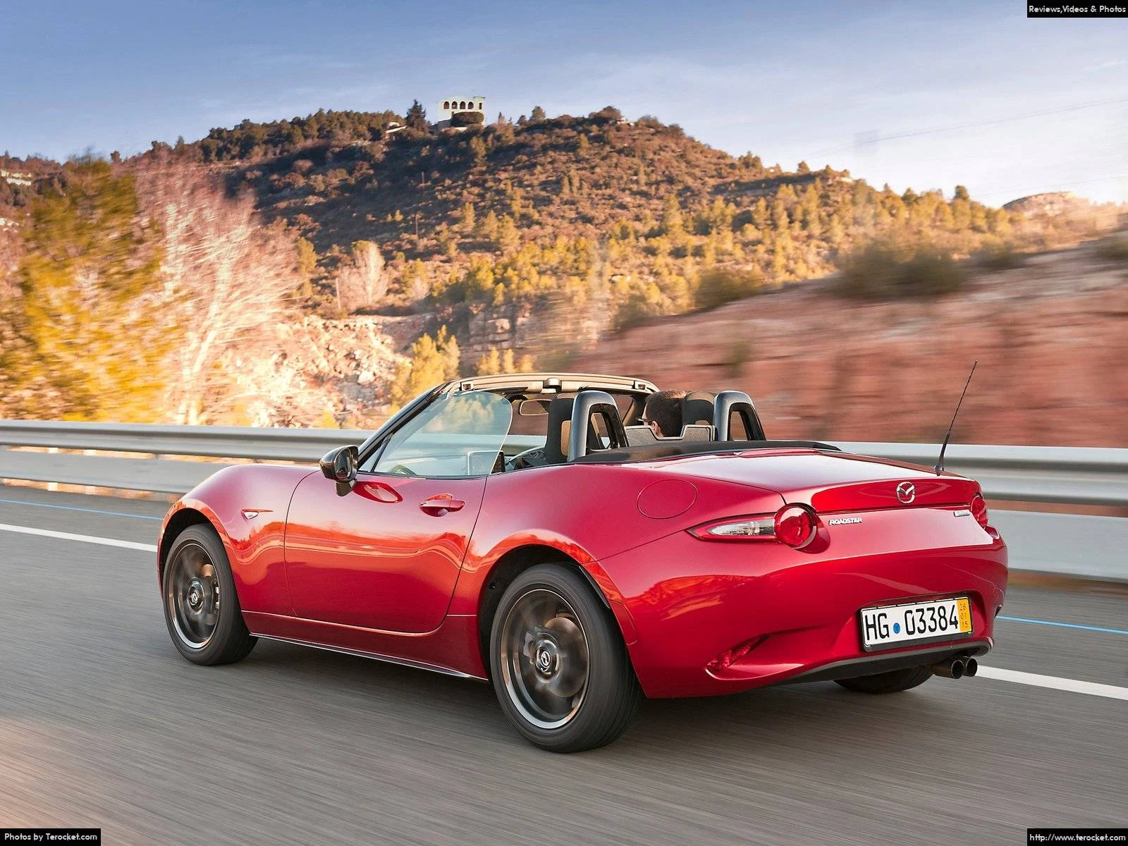 Hình ảnh xe ô tô Mazda MX-5 2016 & nội ngoại thất