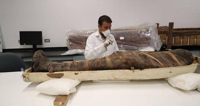 Video of an Egyptian mummy speaking 3 thousand years after her mummification