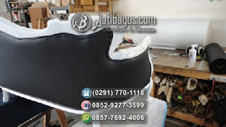 Gambar Kursi Sofa Ukir Hitam Terbaru