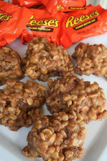 REESE’S KRISPIE NO-BAKE COOKIES