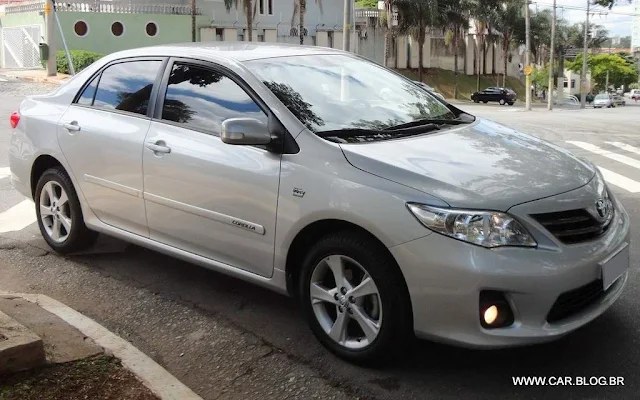 Corolla XEi 2013 2.0 Flex Automático