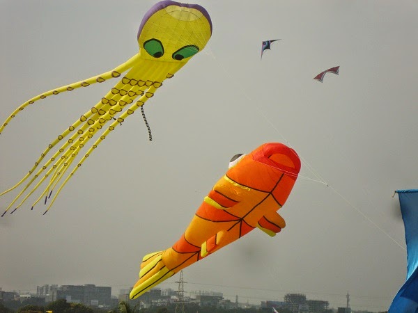 International Super Kite Festival - Moshi, Pune.