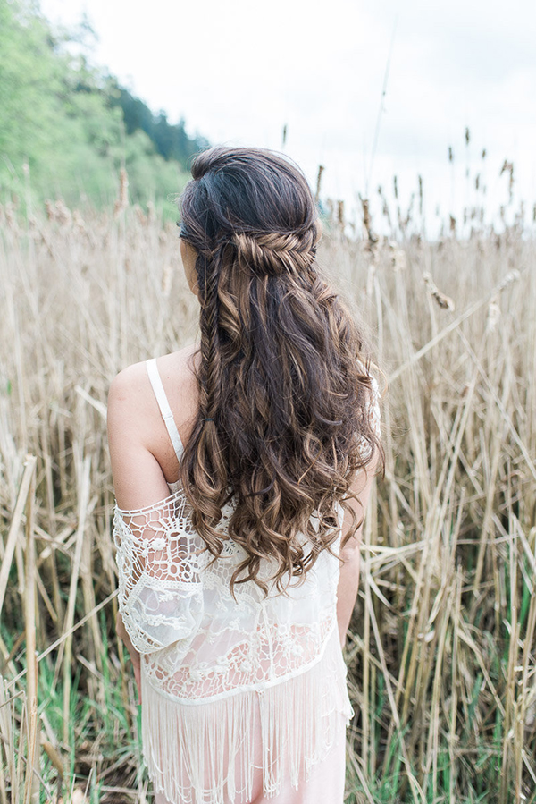 How to Achieve Dreamy Boho Wedding Hair | AllFreeDIYWeddings.com