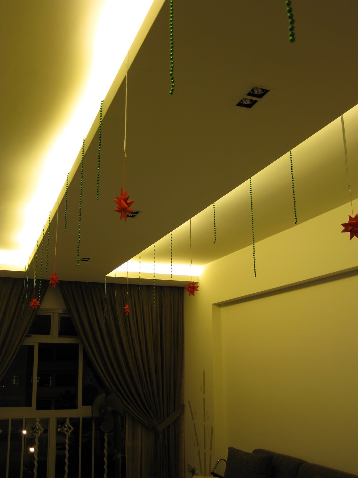 Decoration on the glass wall and the false ceiling