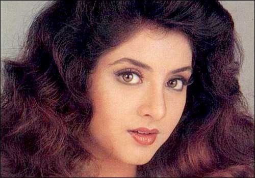 Divya Bharti Biography, Wiki, Dob, Height, Weight, Husband, Affairs and More