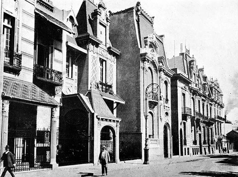 la calle de los relojes, calle libertad, centro