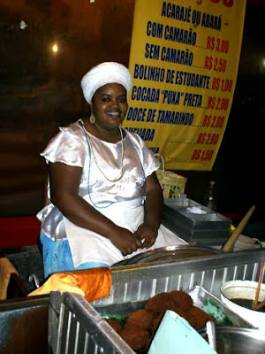  Hoje Dia Nacional das Baianas de Acarajé 