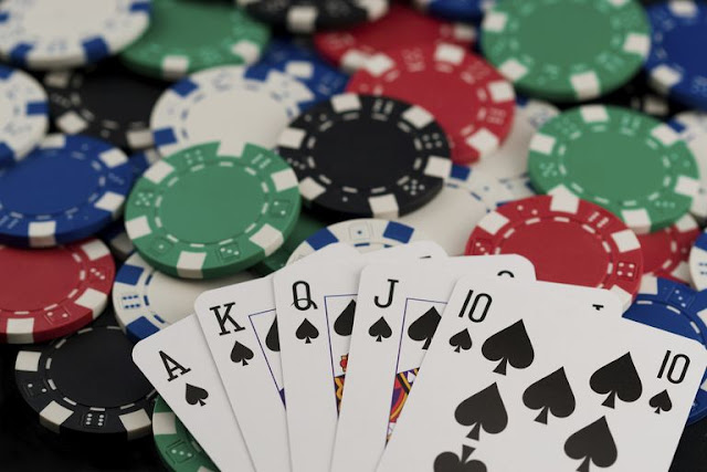 Cara Bermain Tujuh Kartu Stud Poker